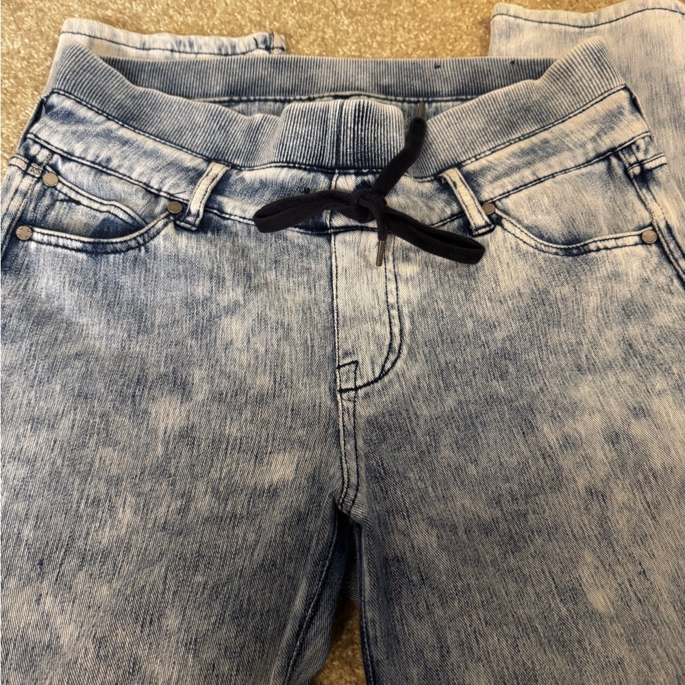 Liverpool Jeans Company Crop Relaxed Jeans. High stretch. - Picture 3 of 5
